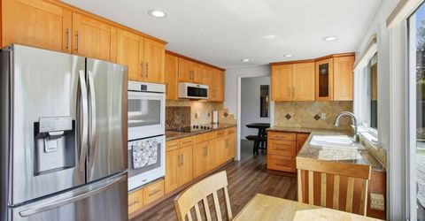 8932 Shady Vista Ct, Elk Grove, CA 95624 Photo