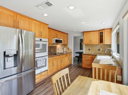 8932 Shady Vista Ct, Elk Grove, CA 95624 Photo