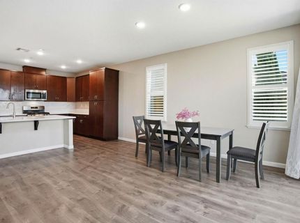 10032 Wagoner Way, Elk Grove, CA 95757 Photo