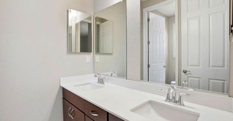 10032 Wagoner Way, Elk Grove, CA 95757 Photo