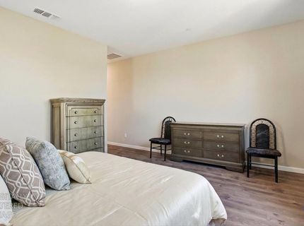 10032 Wagoner Way, Elk Grove, CA 95757 Photo