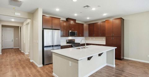 10032 Wagoner Way, Elk Grove, CA 95757 Photo