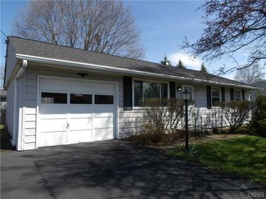 839 Lamont Circle , Cortland, NY 13045