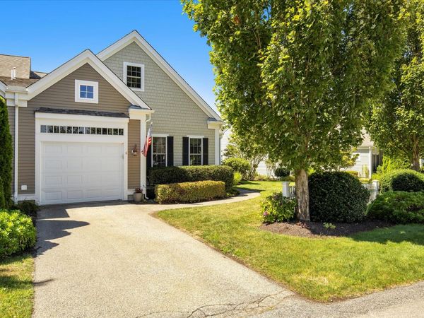 6 Amberwood Court, Unit 216, Buzzards Bay, MA 02532