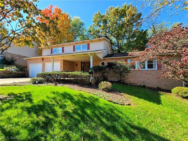 121 Beckett Court, St Clairsville, OH 43950