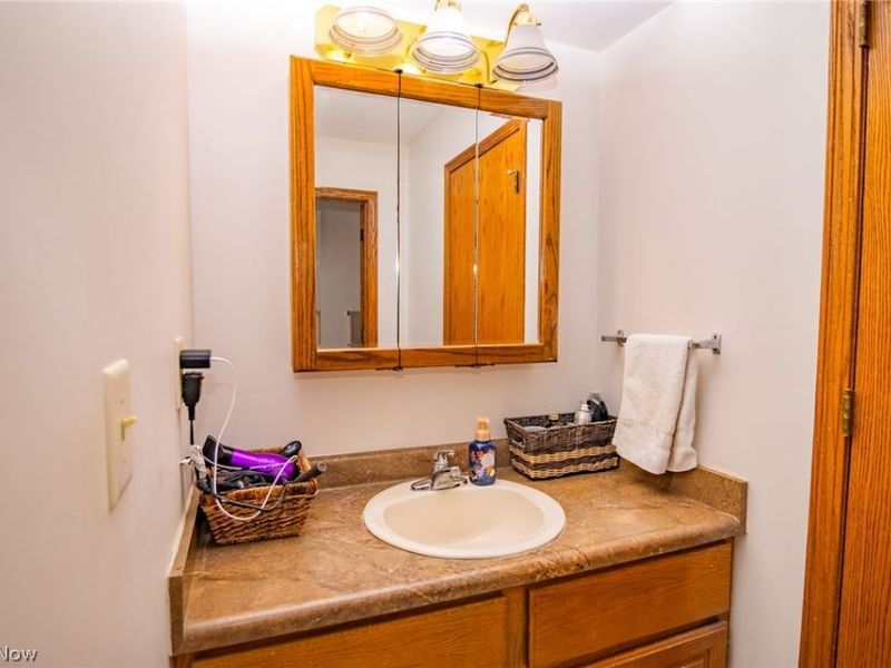 121 Beckett Court, Saint Clairsville, OH 43950 Photo 18