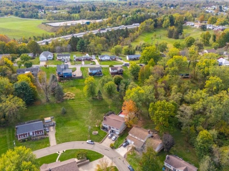 121 Beckett Court, Saint Clairsville, OH 43950 Photo 5