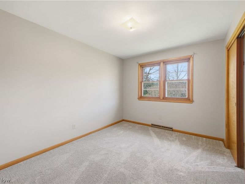 9231 King Graves Road NE, Warren, OH 44484 Photo 25