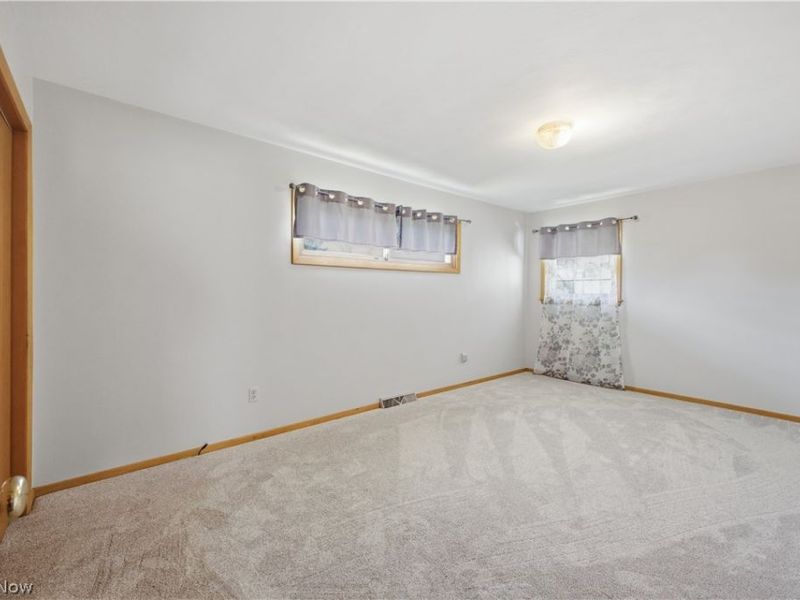 9231 King Graves Road NE, Warren, OH 44484 Photo 31