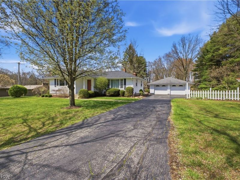 9231 King Graves Road NE, Warren, OH 44484 Photo 5