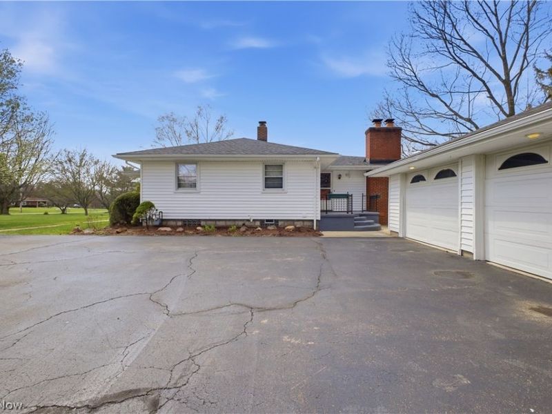 9231 King Graves Road NE, Warren, OH 44484 Photo 7