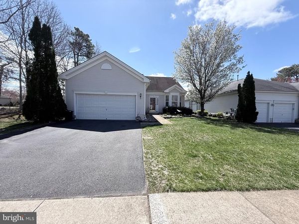 179 BREWSTER DRIVE , ABSECON, NJ 08205