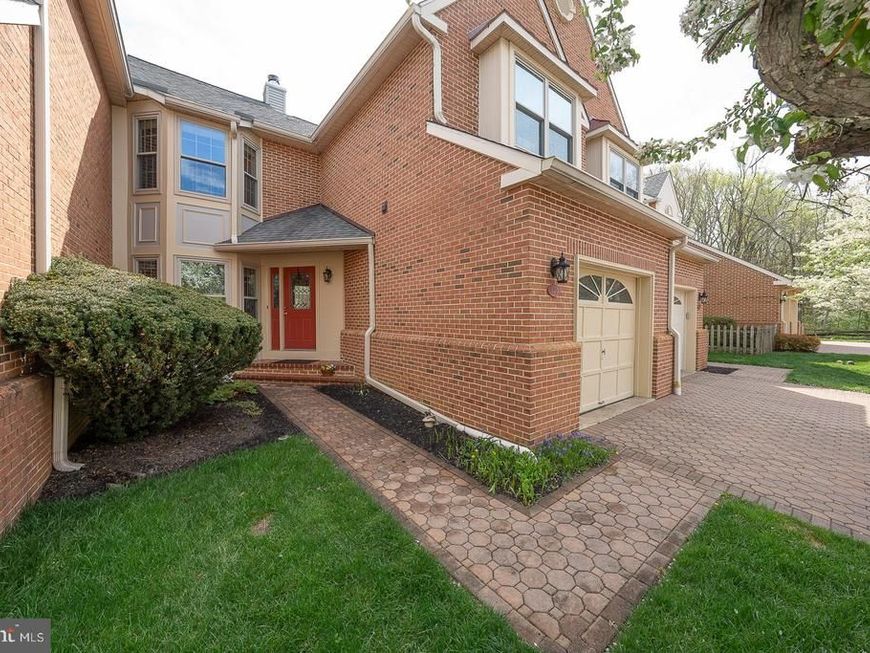125 Springton Mews Circle, Media, PA 19063 Main Photo