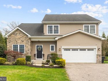 1404 NEW HOPE STREET, NORRISTOWN, PA 19401