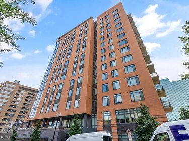 2000 CLARENDON BOULEVARD, Unit 303, ARLINGTON, VA 22201