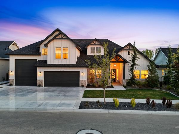 6299 W Biathlon St, Eagle, ID 83616