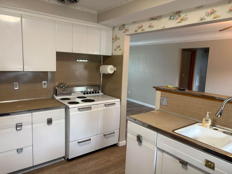 479 Uhler Avenue, Marion, OH 43302 Photo 9