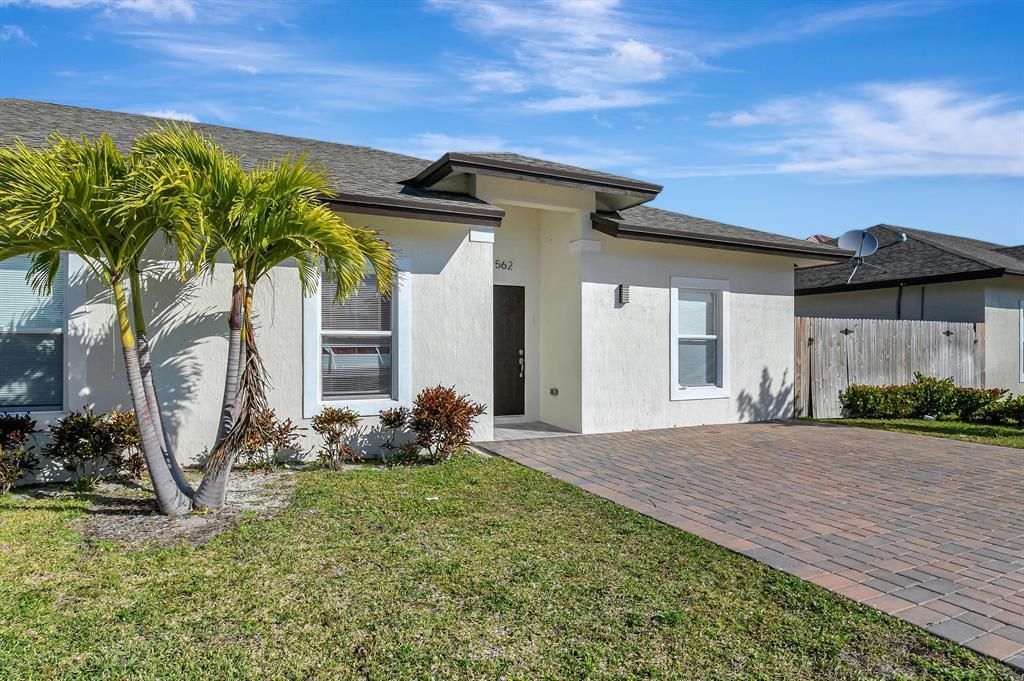 1566 W 26th Court, Riviera Beach, FL 33404 Photo