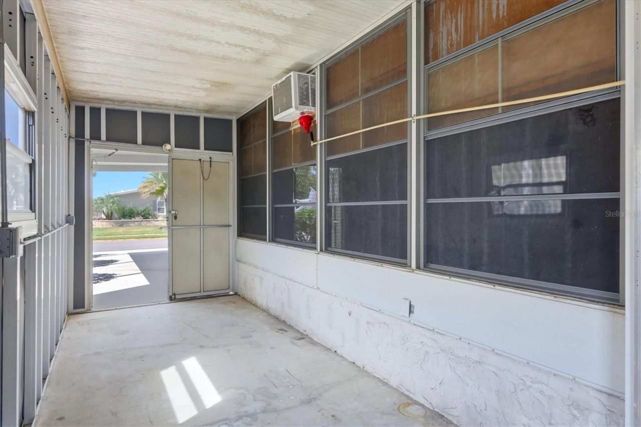 8420 Imperial Circle, Palmetto, FL 34221 Photo