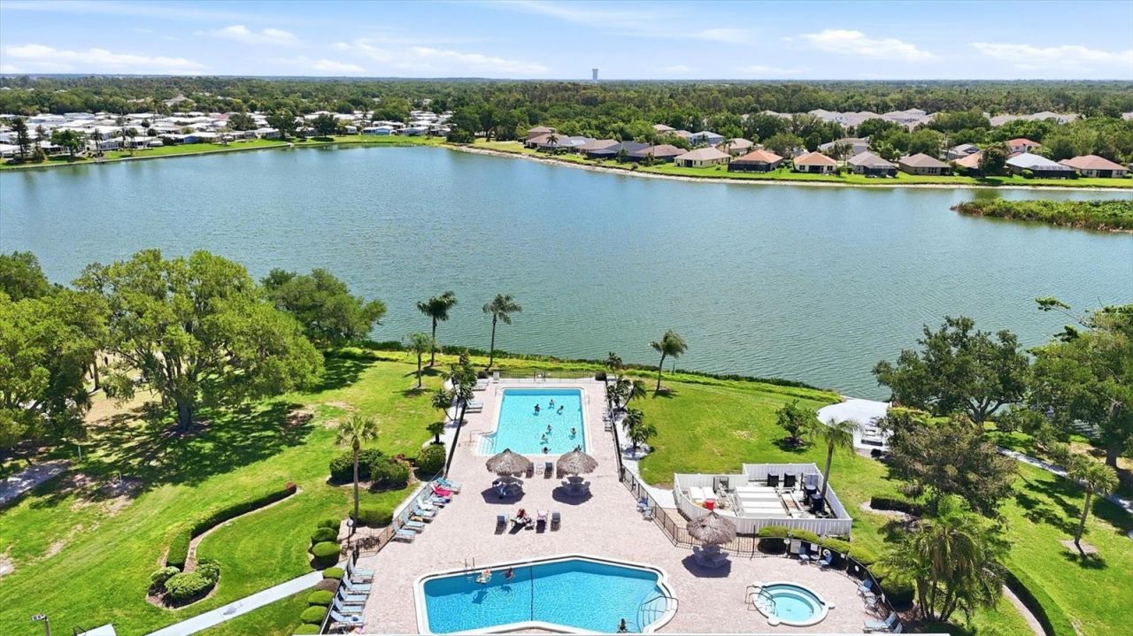 8420 Imperial Circle, Palmetto, FL 34221 Photo