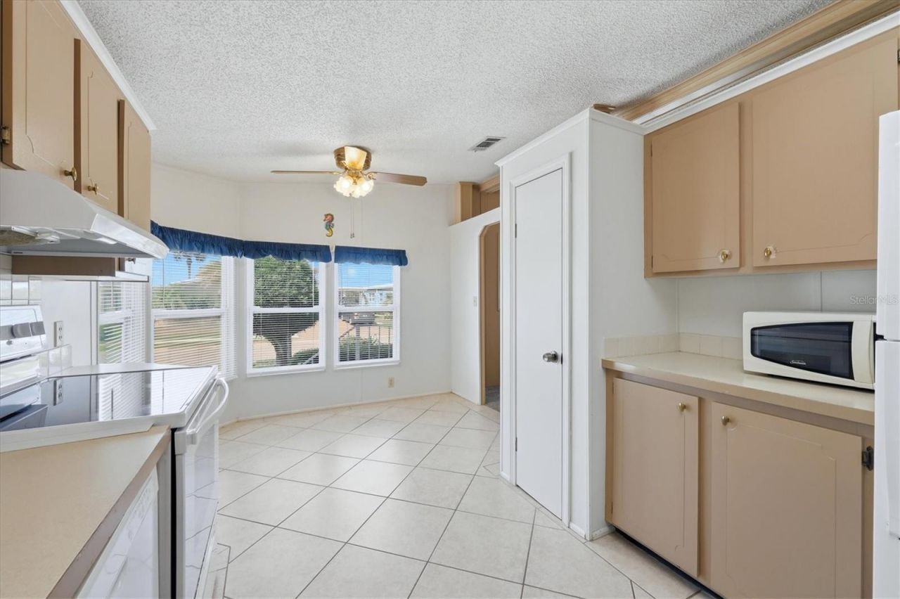 8420 Imperial Circle, Palmetto, FL 34221 Photo