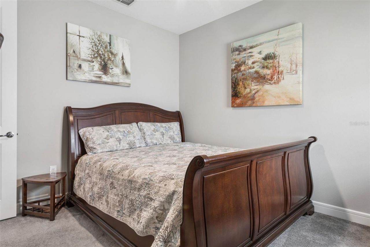 6382 Bradford Woods Drive, Zephyrhills, FL 33542 Photo