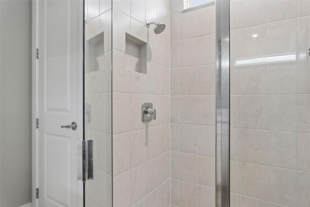 6382 Bradford Woods Drive, Zephyrhills, FL 33542 Photo