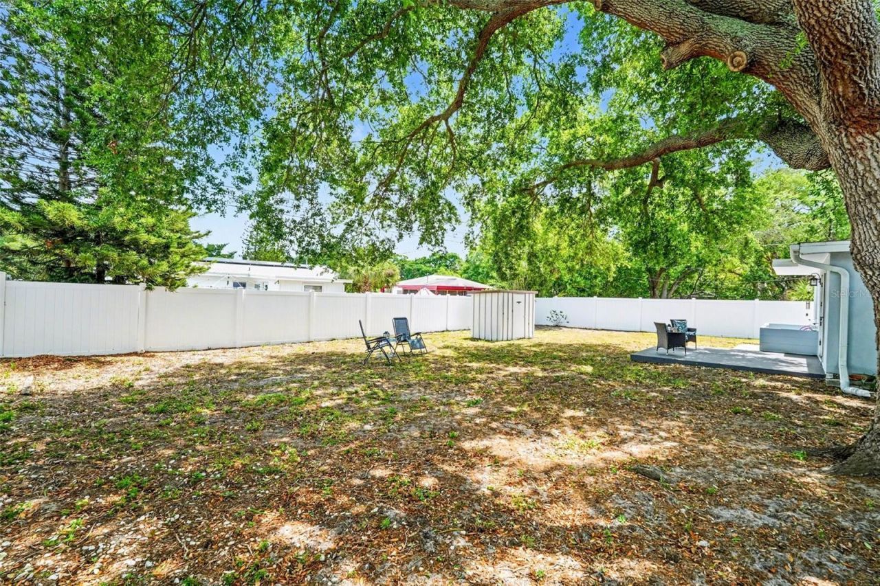 10555 109th Street , Largo, FL 33778 Photo