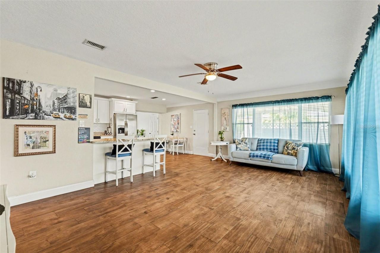 10555 109th Street , Largo, FL 33778 Photo