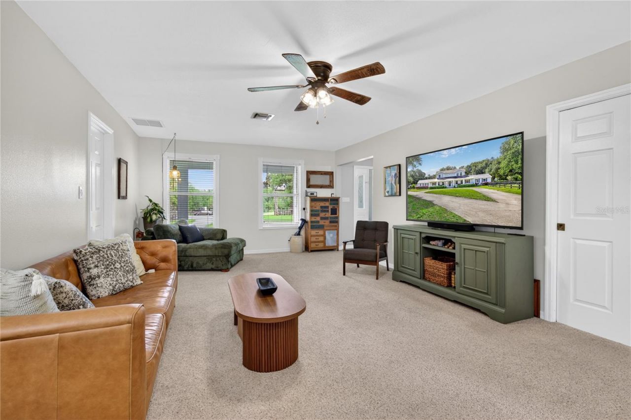 32040 Chestnut Lane, Sorrento, FL 32776 Photo