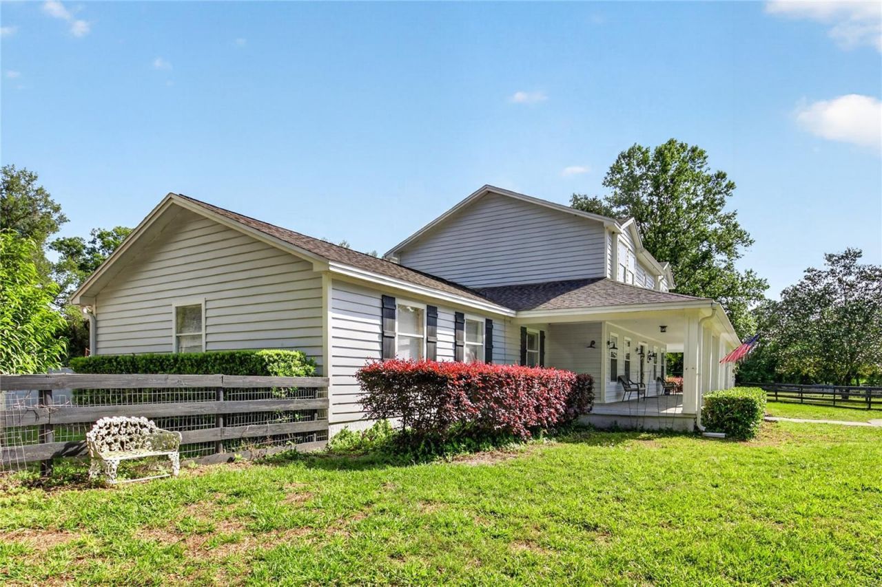 32040 Chestnut Lane, Sorrento, FL 32776 Photo