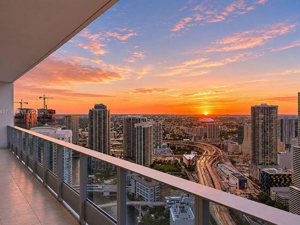 200 Biscayne Boulevard Way, Unit 5009, Miami, FL 33131