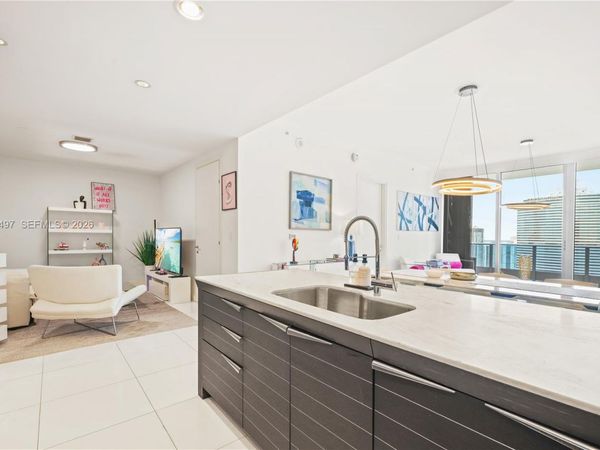 200 Biscayne Boulevard Way, Unit 5009, Miami, FL 33131