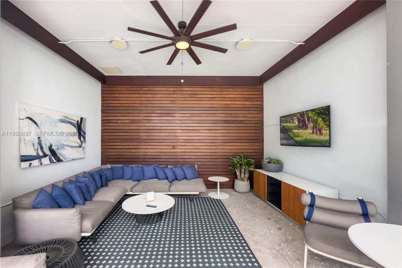 200 Biscayne Boulevard Way, Unit 5009, Miami, FL 33131 Photo