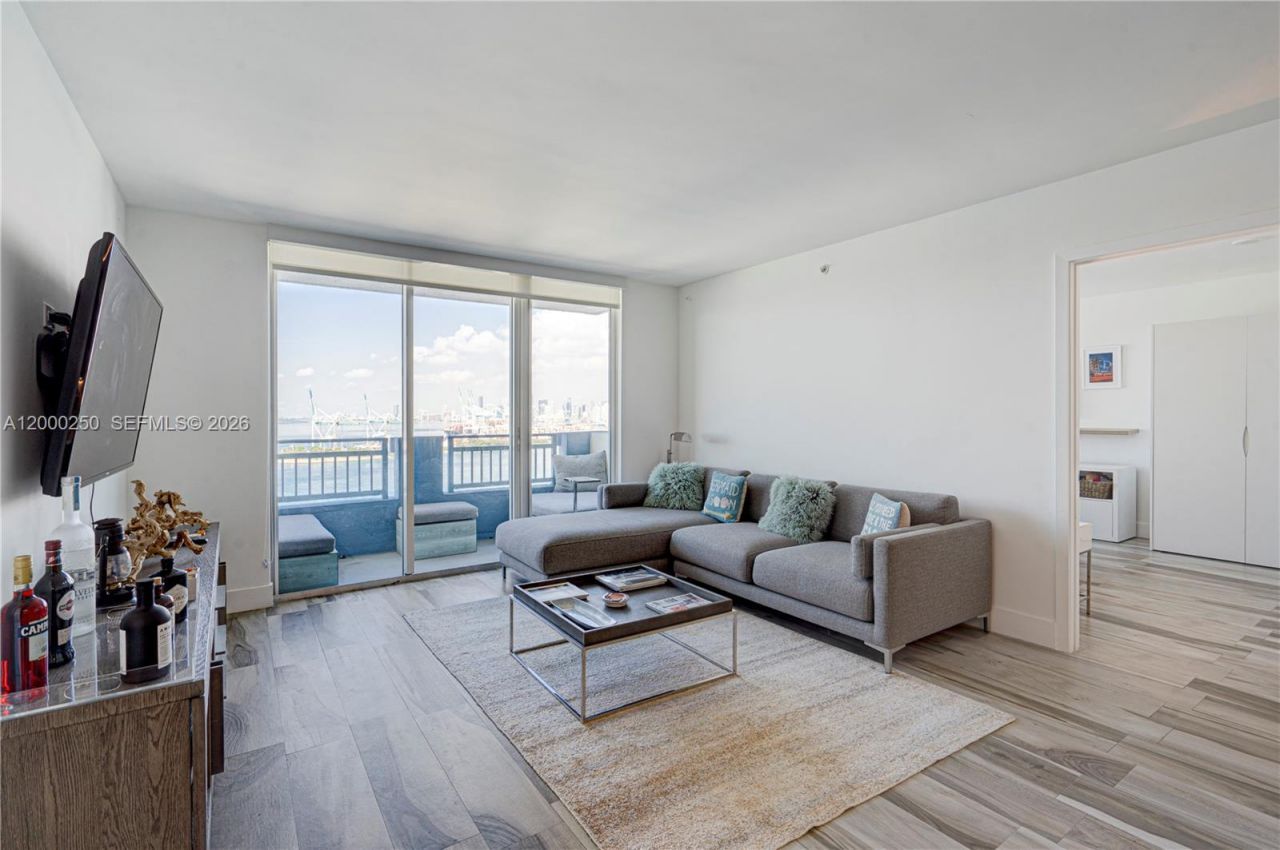 90 Alton Rd, Unit 2010, Miami Beach, FL 33139 Photo