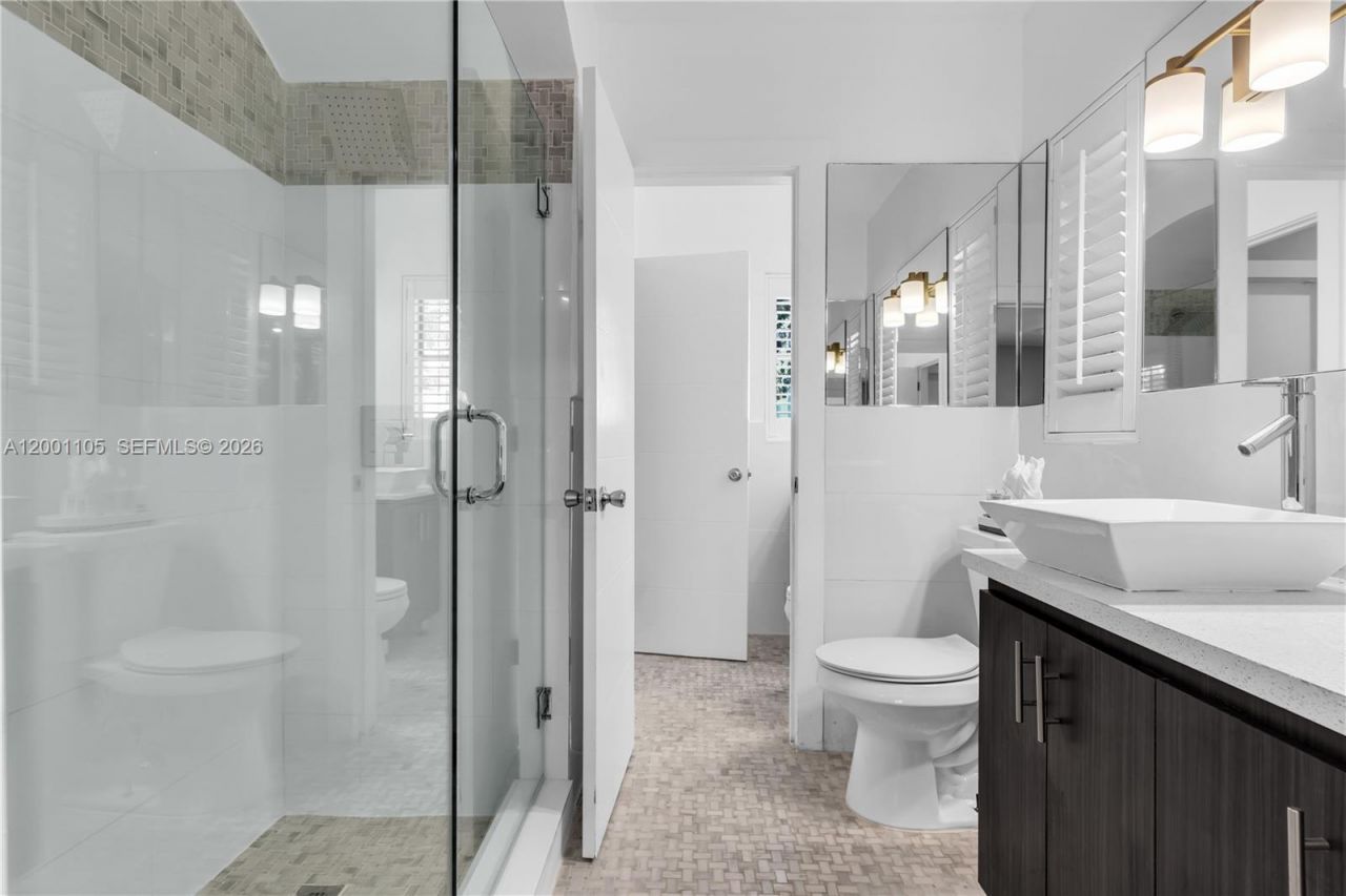 8101 Harding Ave, Miami Beach, FL 33141 Photo