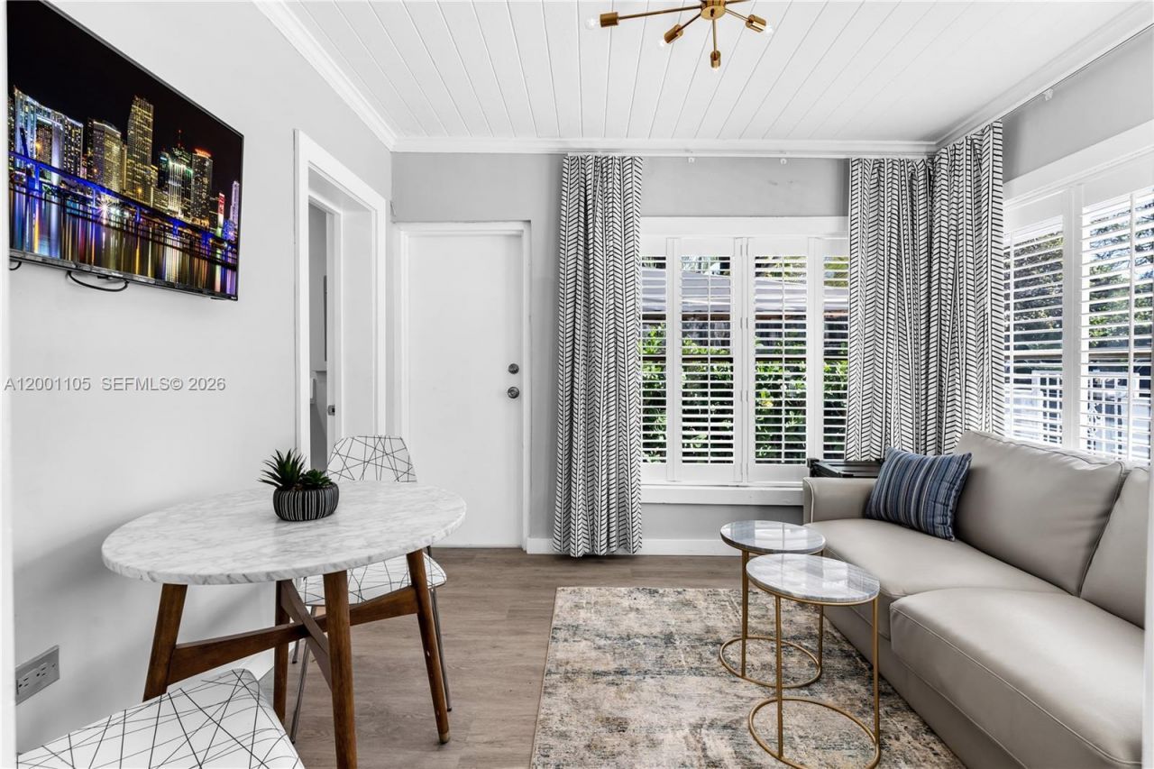 8101 Harding Ave, Miami Beach, FL 33141 Photo