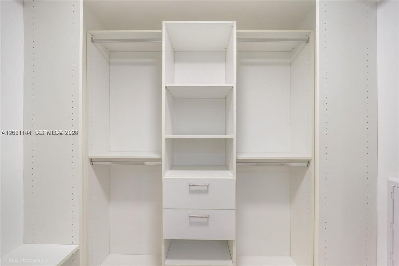 488 NE 18th St, Unit 505, Miami, FL 33132 Photo