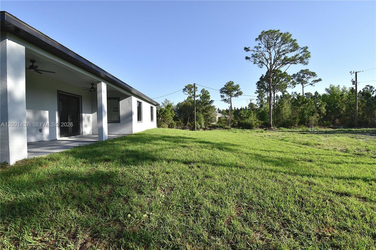 920 Edward Ave, Lehigh Acres, FL 33936 Photo