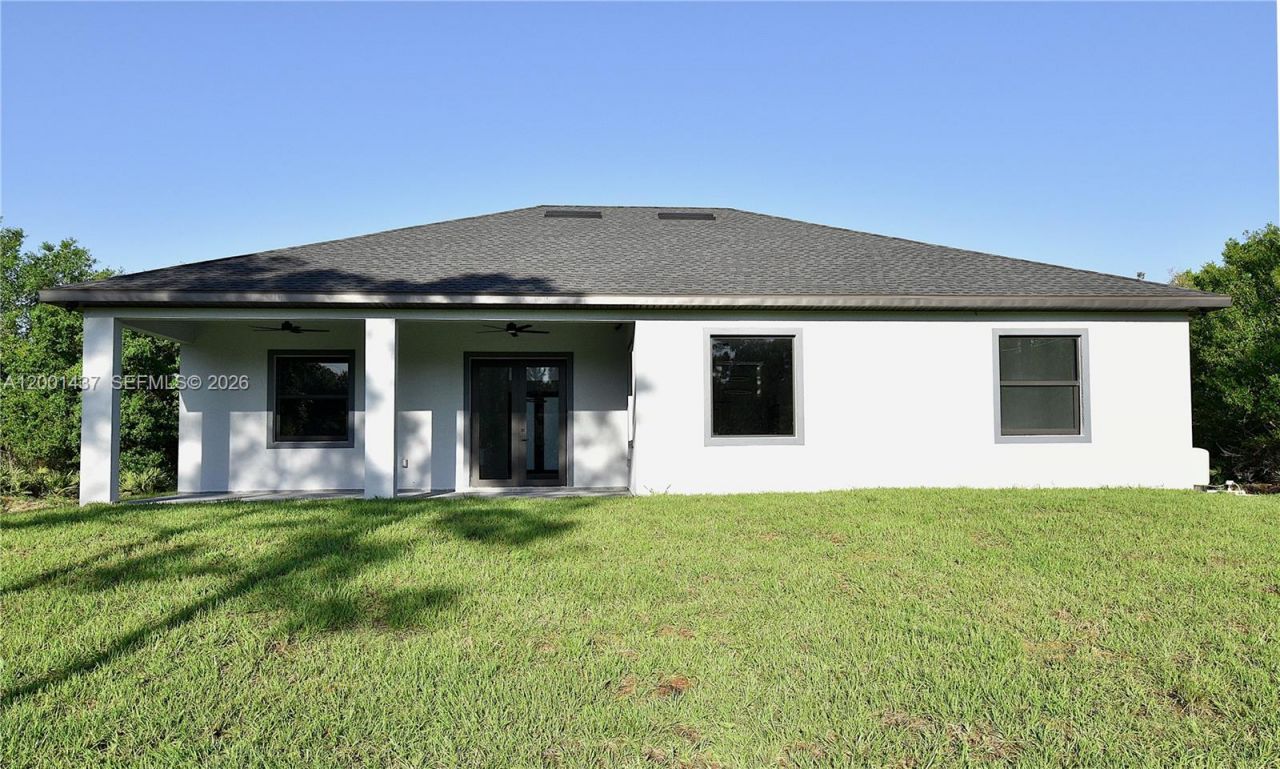 920 Edward Ave, Lehigh Acres, FL 33936 Photo