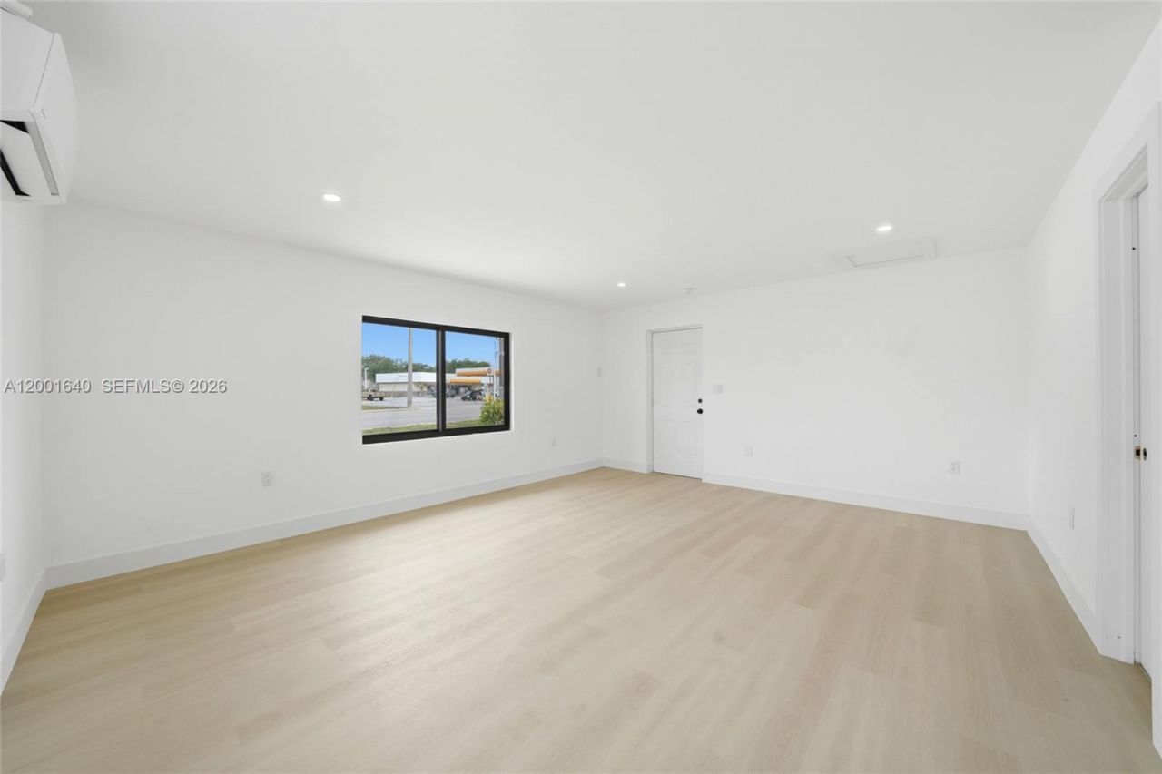 7200 W 12th Ave, Hialeah, FL 33014 Photo