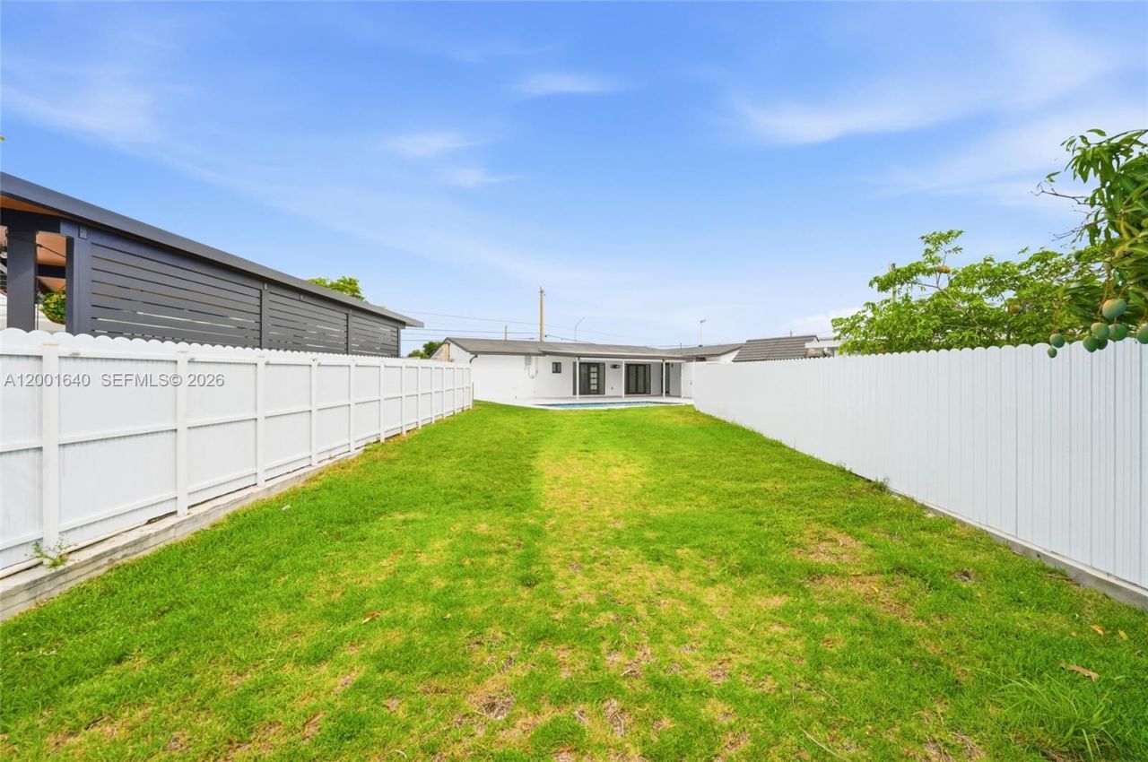 7200 W 12th Ave, Hialeah, FL 33014 Photo