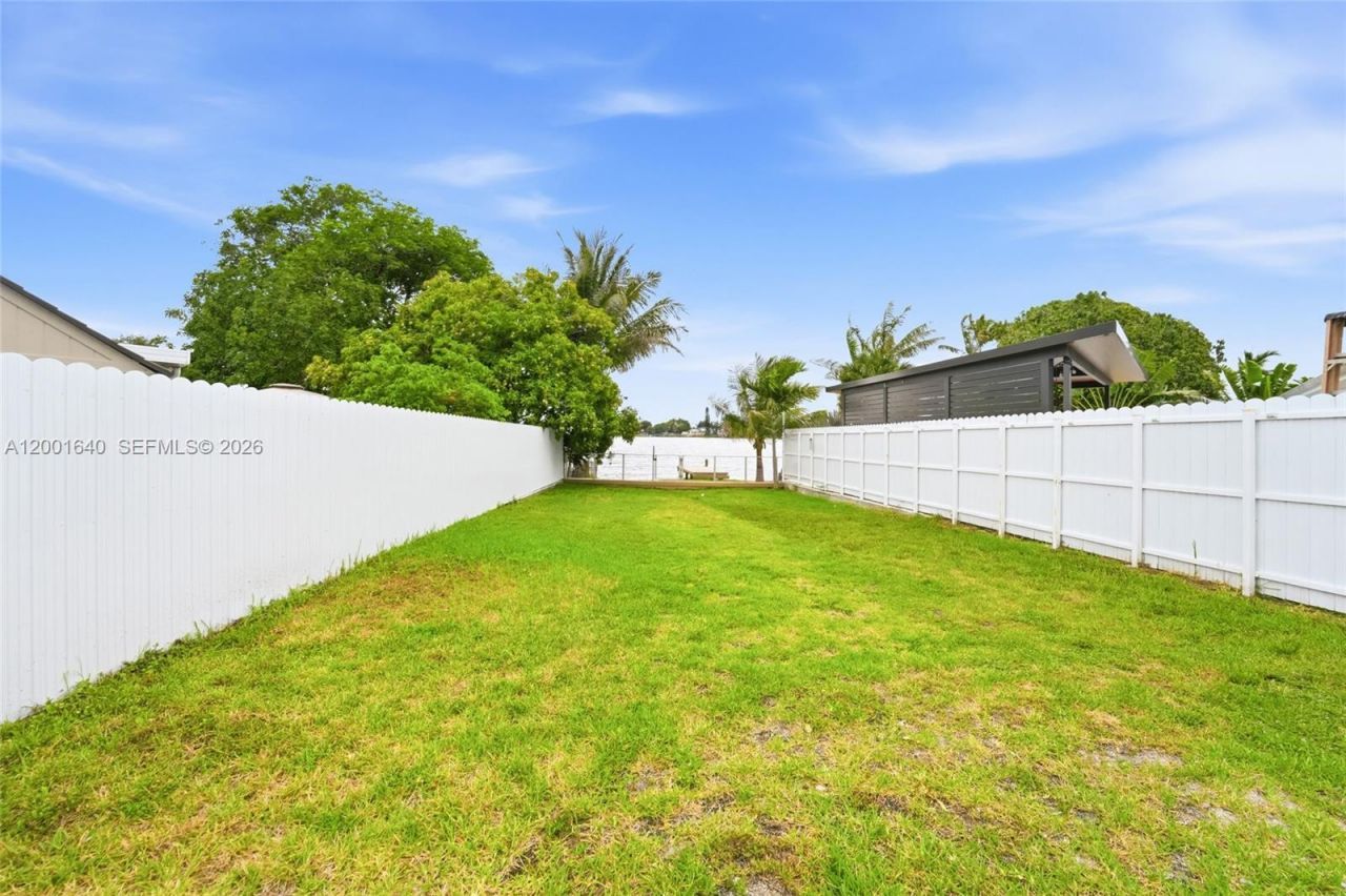 7200 W 12th Ave, Hialeah, FL 33014 Photo