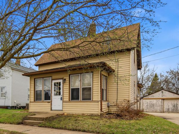 914 N Elm Avenue, Owatonna, MN 55060