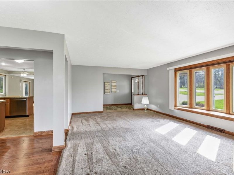 8601 State Road, North Royalton, OH 44133 Photo 14