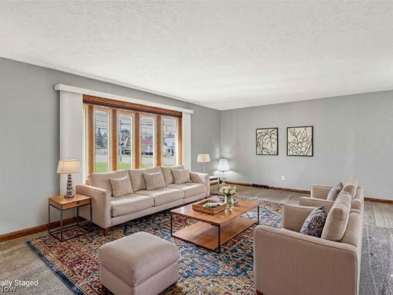 8601 State Road, North Royalton, OH 44133 Photo 2