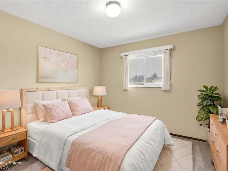 8601 State Road, North Royalton, OH 44133 Photo 25