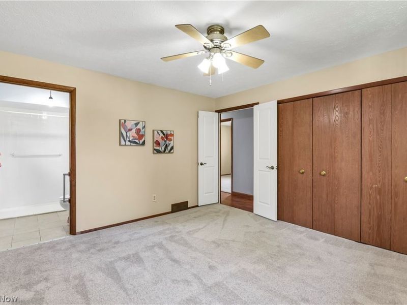 8601 State Road, North Royalton, OH 44133 Photo 32