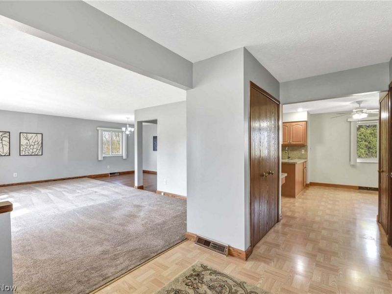 8601 State Road, North Royalton, OH 44133 Photo 8