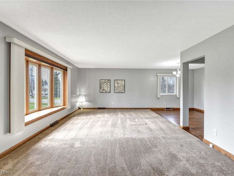 8601 State Road, North Royalton, OH 44133 Photo 9